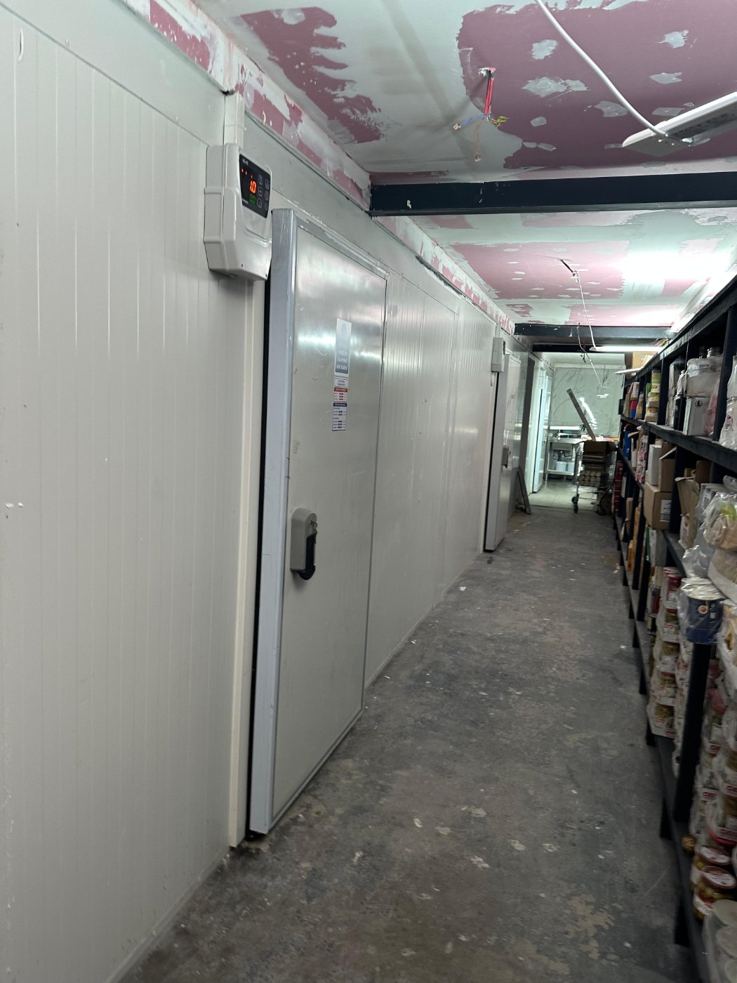 Modular cold room and freezer room panels with insulated doors – installed by DLG Shopfitting
